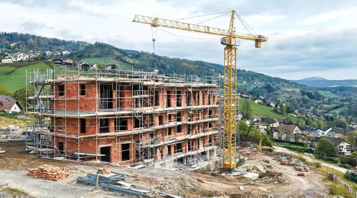 Sanierungseinschätzung & Kalkulation in Lehre